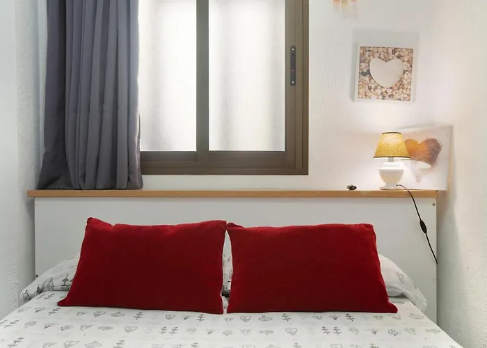 Cozy Las Canteras Beach Apartment